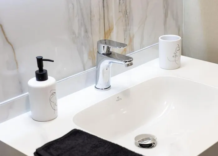 Isol A2 * 卡泰里尼